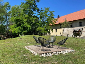 Island Country House Vrbje in Savinja Valley